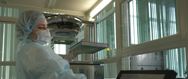 Использование атомарно-слоевого осаждения диоксида титана для придания биоактивных свойств поверхности титановых имплантатов