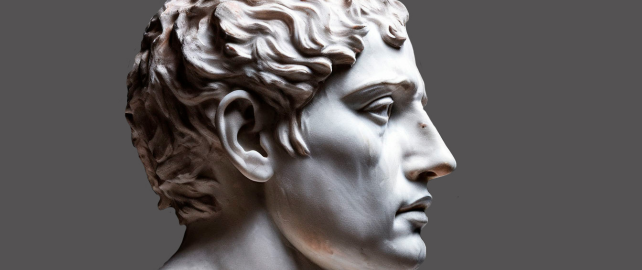 Хондробластома основания черепа: клиническое наблюдение